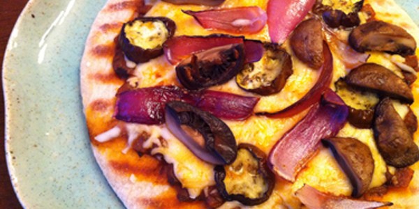 Indian-Inspired Grilled Pizza