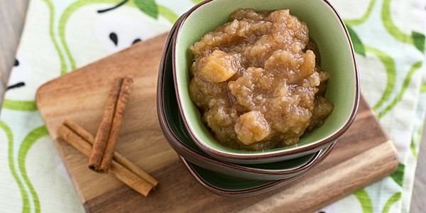 Chai-Spiced Slow Cooker Pear Applesauce