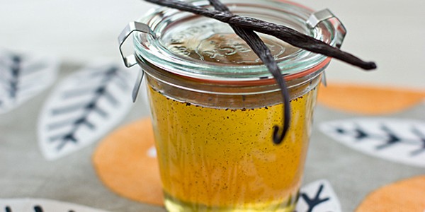 diy_vanilla_syrup
