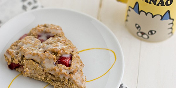 Strawberry Oat Scones