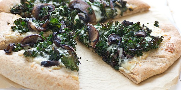 Portabella & Kale Pizza with Roasted Garlic Sauce Recipe