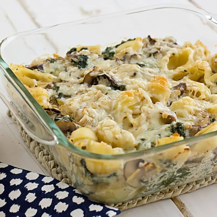 Cheesy Mushroom Kale Casserole - Oh My Veggies!