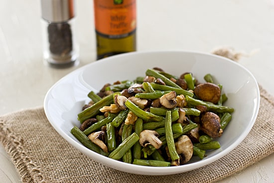 Roasted Green Beans & Mushrooms with Walnuts