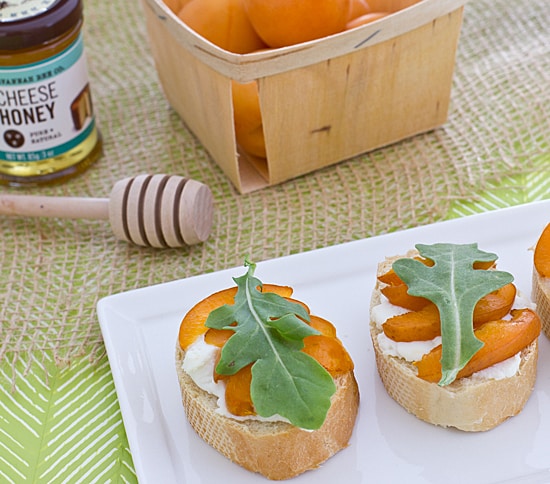 Apricot Crostini Recipe