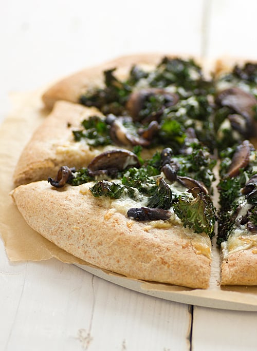 Portabella & Kale Pizza with Roasted Garlic Sauce