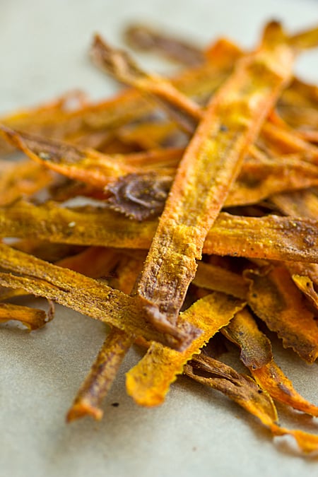 Curried Baked Carrot Chips