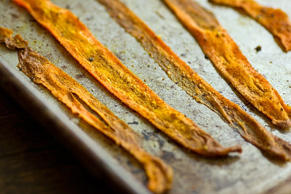 Curried Baked Carrot Chips