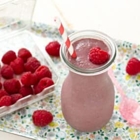 Raspberry Banana Chia Smoothie Recipe