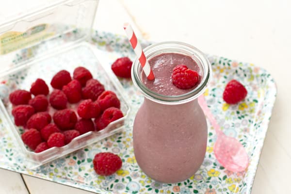 Raspberry Banana Chia Smoothie Recipe