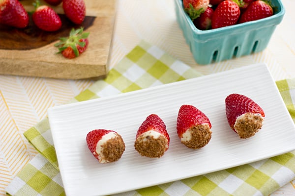 Vegan Chocolate Chip Cheesecake-Stuffed Strawberries