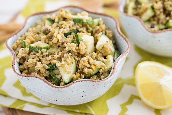 Freekeh, Zucchini, and Pistachio Salad | Oh My Veggies