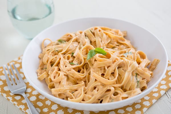 Vegan Sun-Dried Tomato Fettuccine Alfredo Recipe