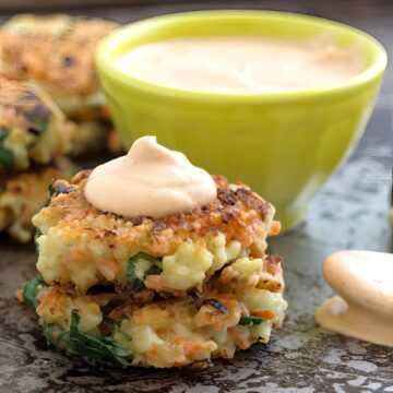 carrot and cauliflower fritters with garlic aioli