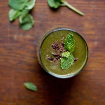 Chocolate Mint Green Smoothie Recipe
