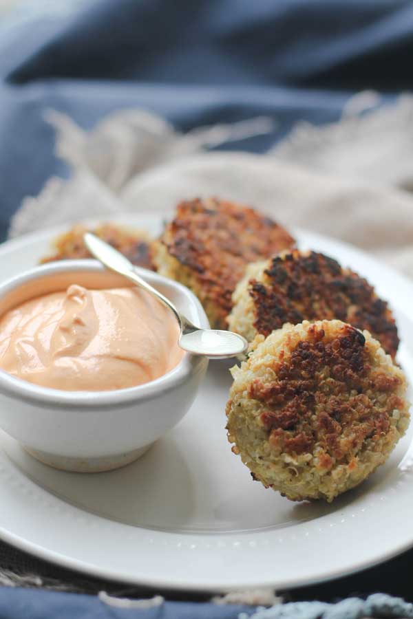 Crispy Quinoa Cakes with Roasted Red Pepper Cashew Cream