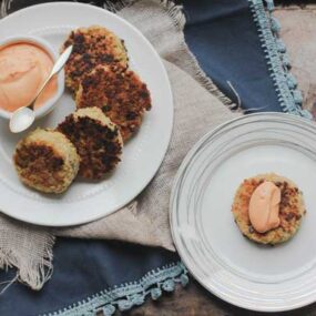 Crispy Quinoa Cakes with Roasted Red Pepper Cashew Cream Recipe