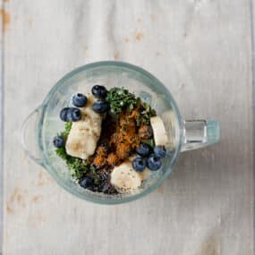 Kale-Ginger Detox Smoothie Recipe