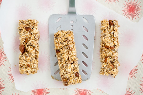 Salted Caramel Granola Bar Recipe