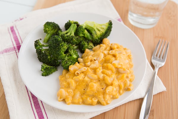 Healthy Mac & Cheese + Roasted Broccoli