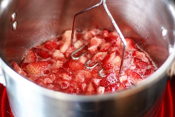 How To Make Chia Seed Jam