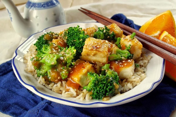 Crispy Orange Ginger Tofu with Broccoli