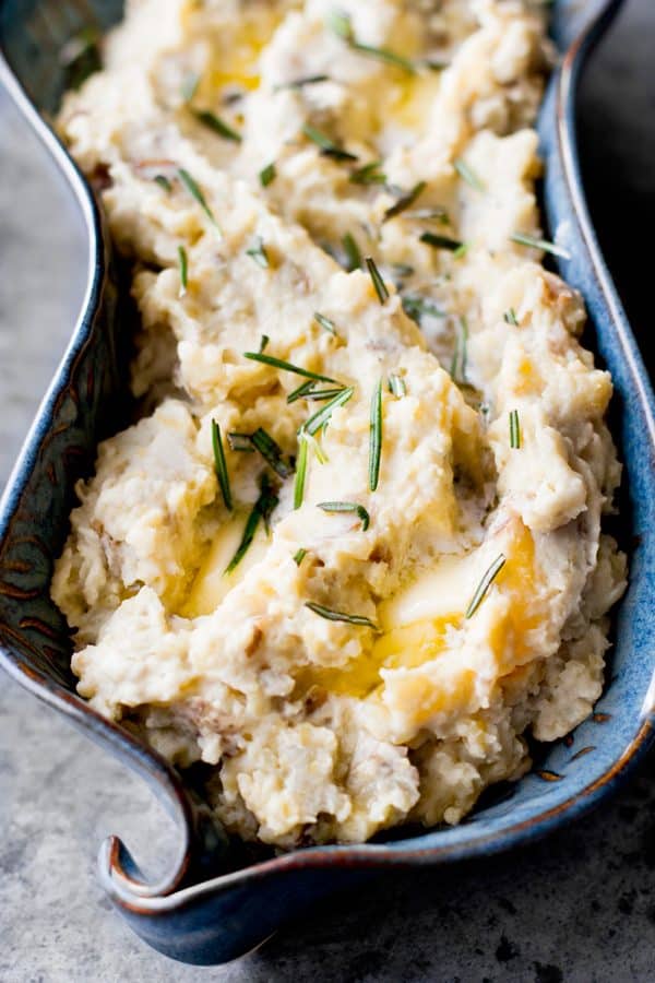 Slow Cooker Rosemary Garlic Mashed Potatoes