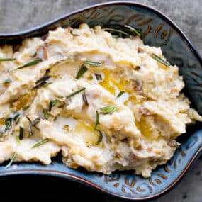 Slow Cooker Rosemary Garlic Mashed Potatoes Recipe