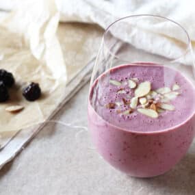 Blackberry Almond Smoothie