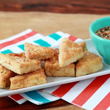 Crispy Quinoa-Crusted Tofu with Sweet Chili Dipping Sauce