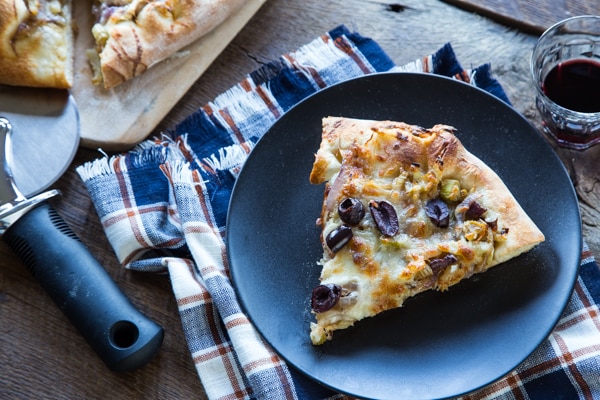 Caramelized Onion and Fennel Pizza with Kalamata Olives