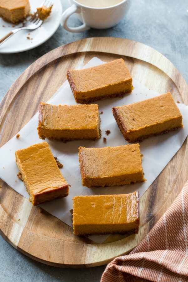 pumpkin pie breakfast bars on a cutting board