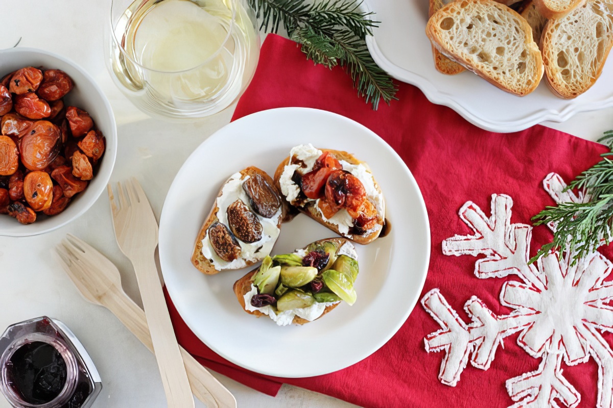 crostinis on a crostini bar