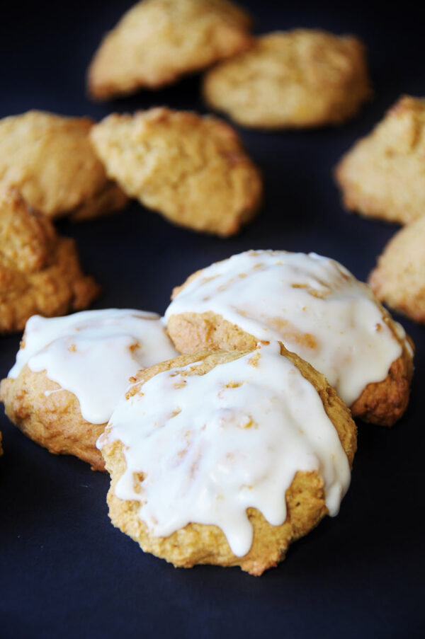 Vegan Pumpkin Spice Cookies