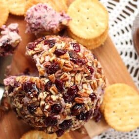 Vegan Cheeseball
