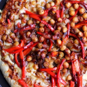 BBQ Chickpea Pizza