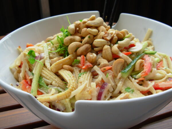 Cold Rice Noodles with Cashews