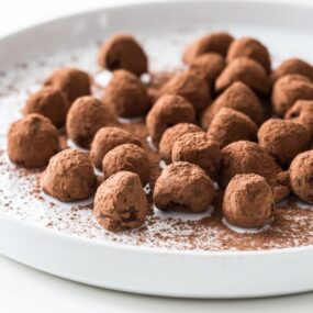 Vegan Fresh Raspberry Truffles Recipe