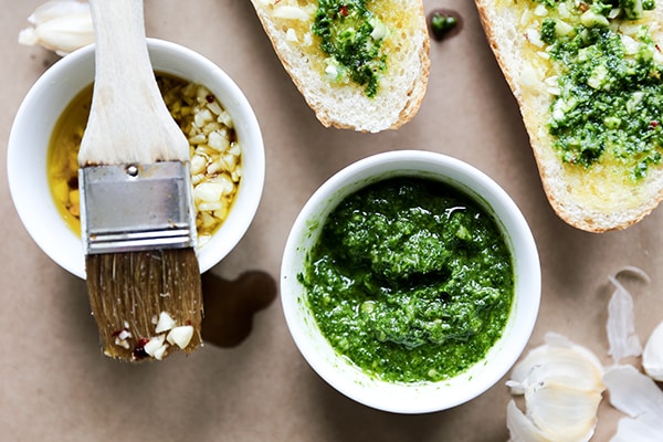Vegan Garlic Bread with Kale Pesto