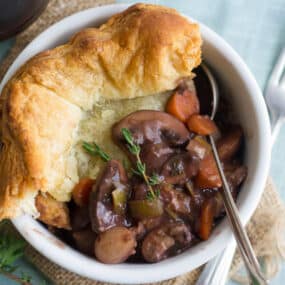 Mushroom Bourguinonne Pot Pie