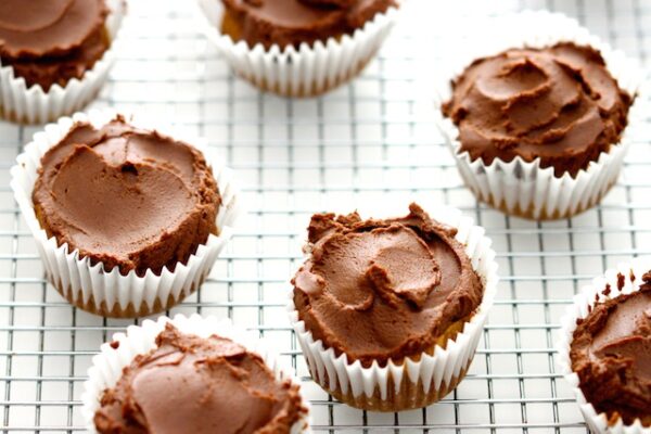 Vanilla Cupcakes with Mint Chocolate Frosting