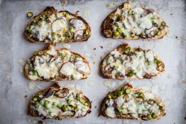 Asparagus-Mushroom Melts