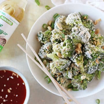 Baked Broccoli Poppers with Honey-Sriracha Dipping Sauce Recipe