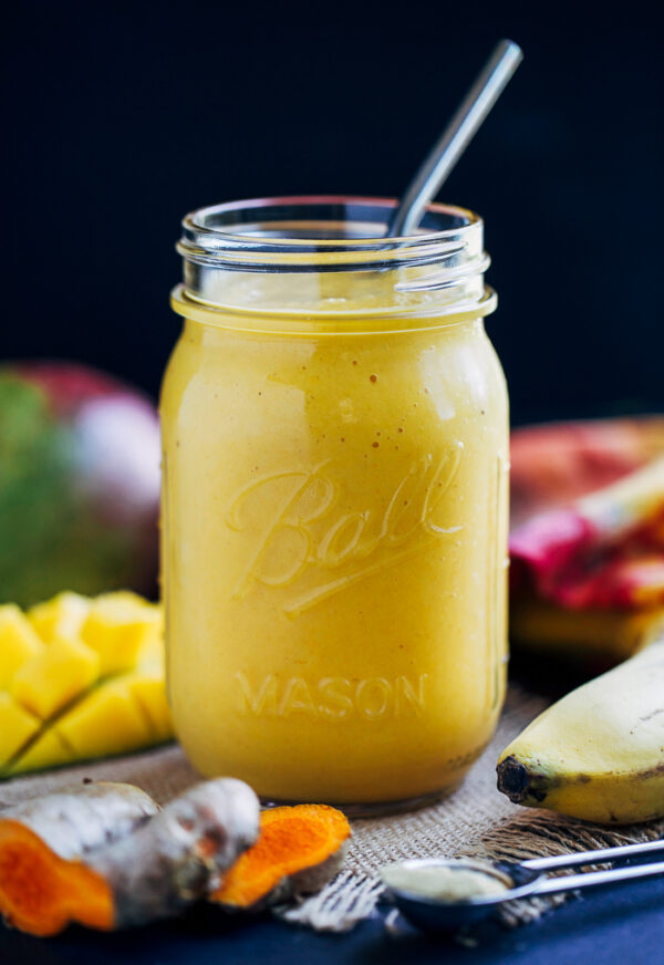 Mango Turmeric Smoothie