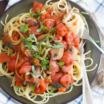 Spaghetti All'arrabiata with Mushrooms and Bell Peppers
