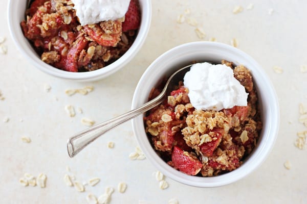 Vegan strawberry crumble3