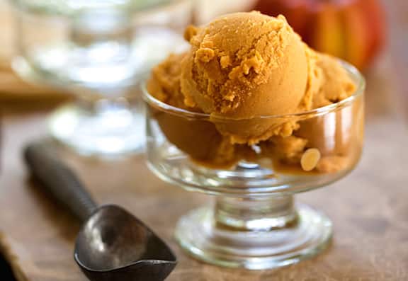 Pumpkin spice ice cream