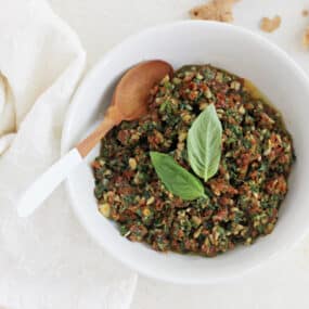 Vegan Sun-Dried Tomato Pesto