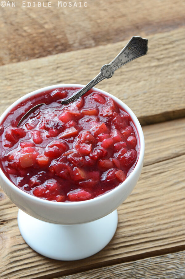Cardamon-Spiced Cranberry Pear Sauce