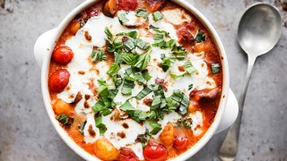Baked Gnocchi With Tomatoes Mushrooms Kale By Ohmyveggies Com