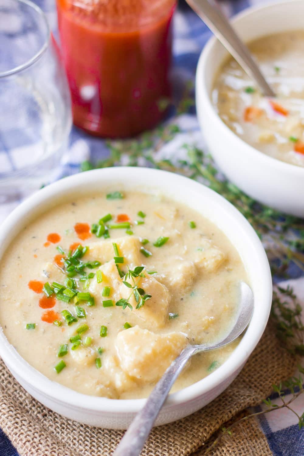 Cheesy Vegan Potato Leek Soup